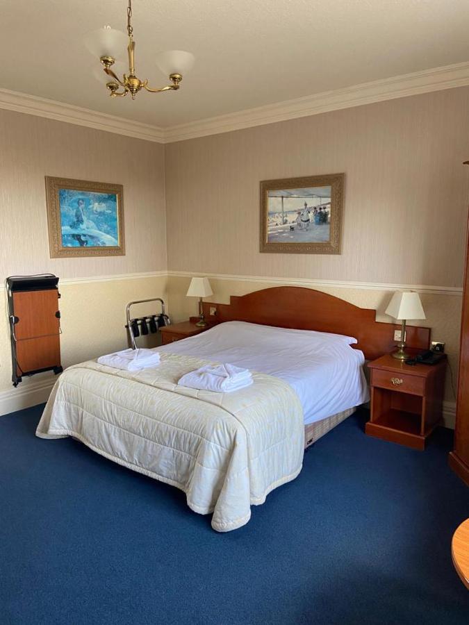Clarkes Hotel Barrow In Furness Ngoại thất bức ảnh