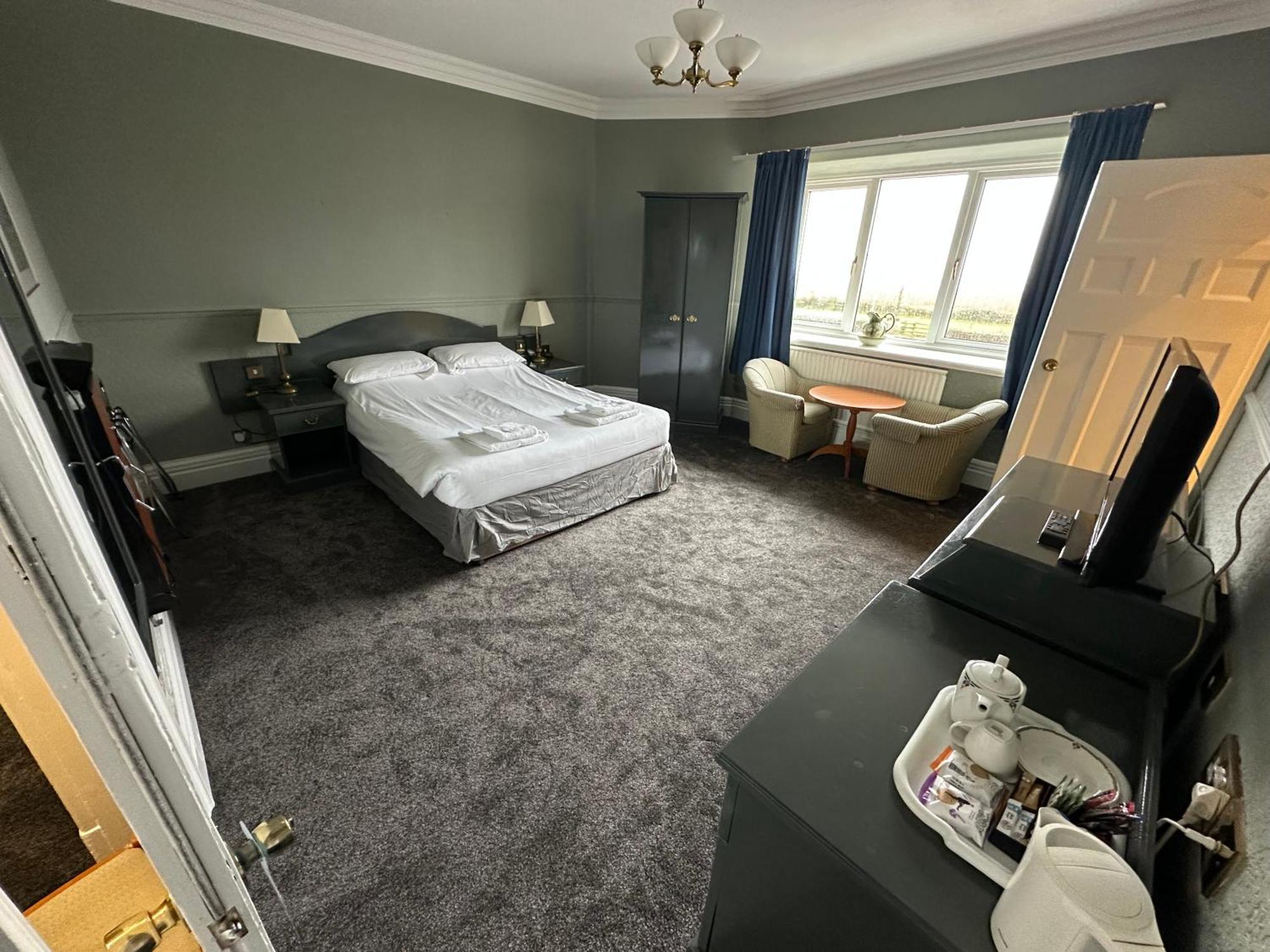 Clarkes Hotel Barrow In Furness Ngoại thất bức ảnh